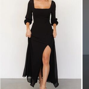 Elegant Black Square-Neck Maxi Dress with Thigh Slit